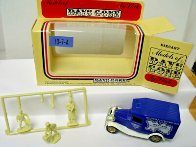 LLEDO, DAYS GONE, 13-7-A, MODEL A FORD VAN, MARY ANN, EXCELLENT CONDITION, W/BOX