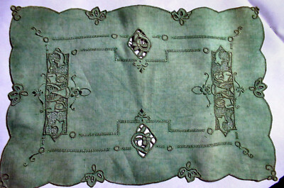 5 Vtg Placemats Handmade Figural Lace Women Flowers Green Linen