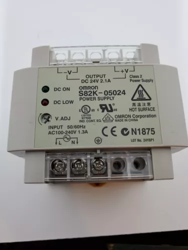 Omron S82K05024 Power Supply Module 100-240Vac to 24Vdc 2.1A