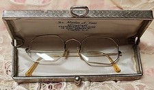 Vintage Wire Rim Eyeglasses With Case