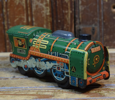 HADSON FRICTION TRAIN ENGINE TIN LITHO TOY VINTAGE 1950s LOCOMOTIVE D552 JAPAN