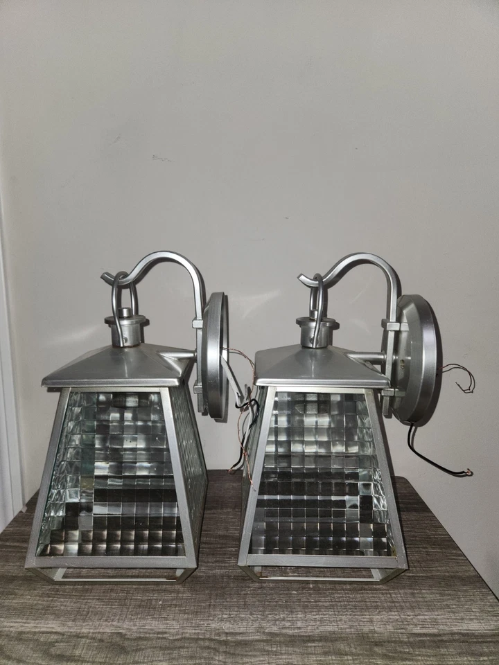 Juego de 2 lámparas de pared Westinghouse Foto 3 de 4