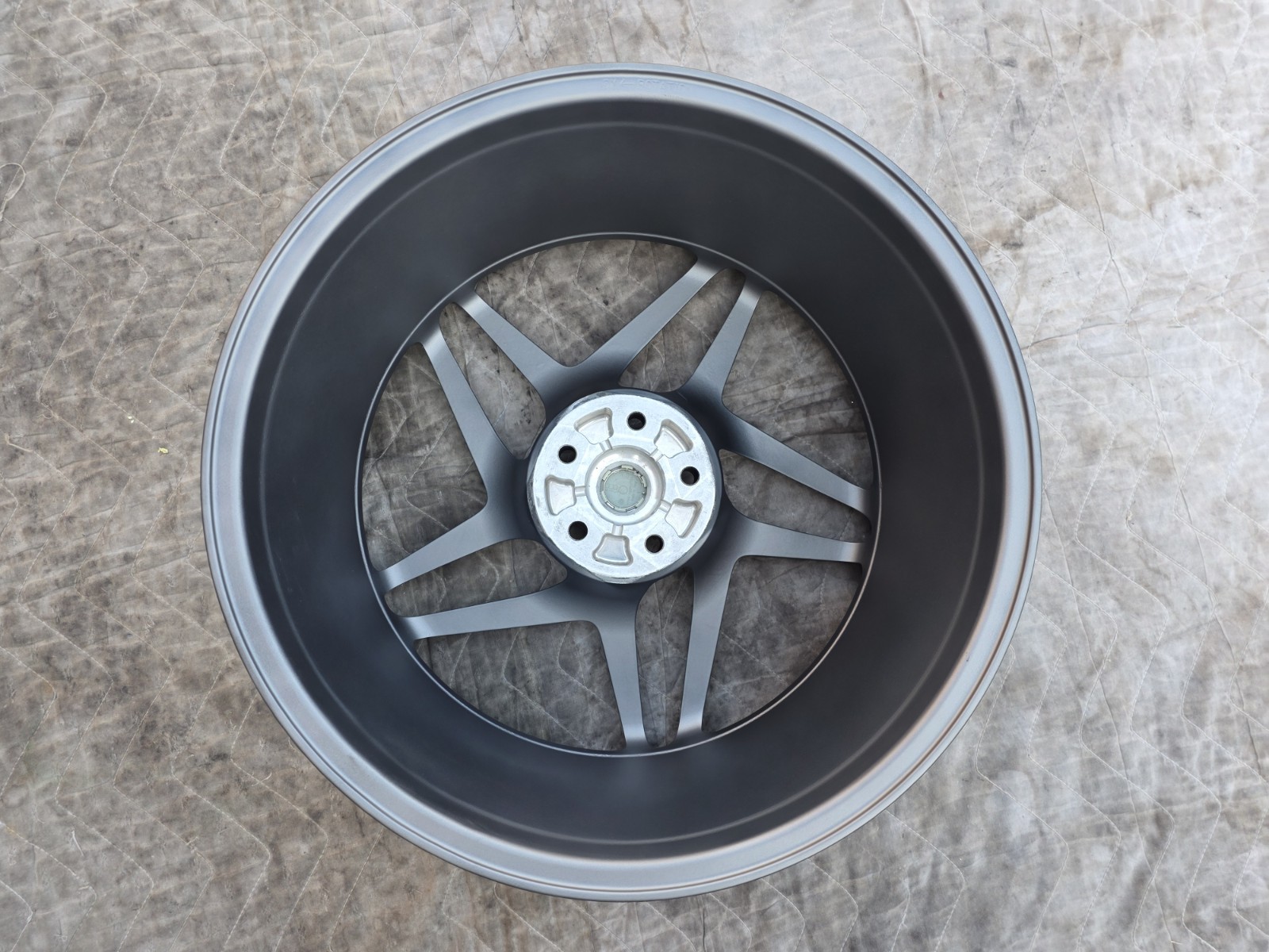FERRARI 488 & F8 PISTA SPIDER OEM GENUINE 20" FORGED WHEEL/TIRE/TPMS/CAP SET