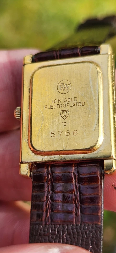 Raymond Weil 18k Gold EP Tank Must Style Women's Roman Classic Watch 80s Repair - Image 2 of 4