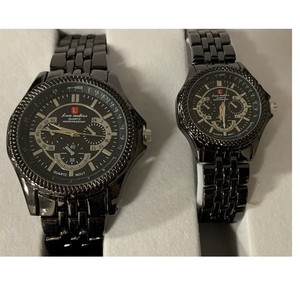Black Round Shaped Chronograph Watch Pair Set