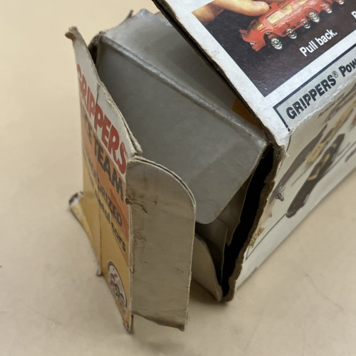 Vintage Zee Toys Grippers Race Team Set Jeep C17 W/Trailer Z28 Race Car 1981 - Picture 13 of 20