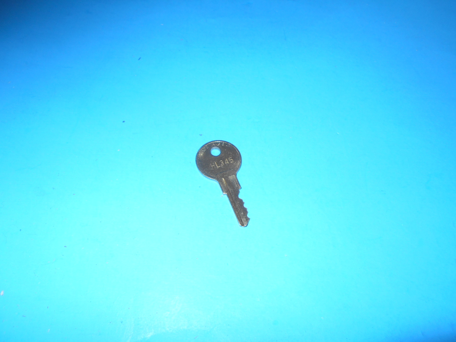 RV Boat Trailer Tool Box Storage Compartment Door Truck Cap Key HL345 Free Shipping