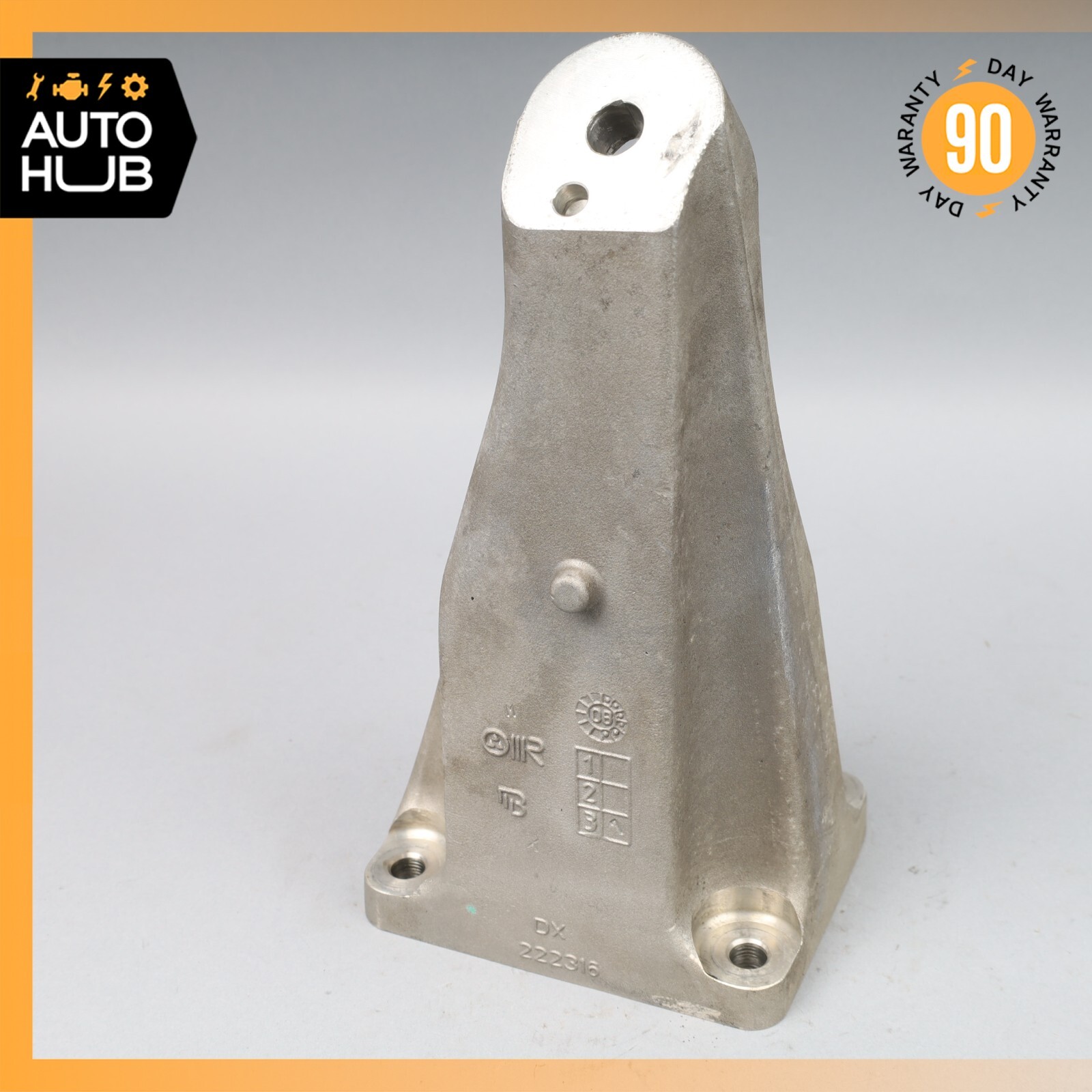 04-19 Maserati Quattroporte GranCabrio Engine Motor Bracket Mount Right Side OEM