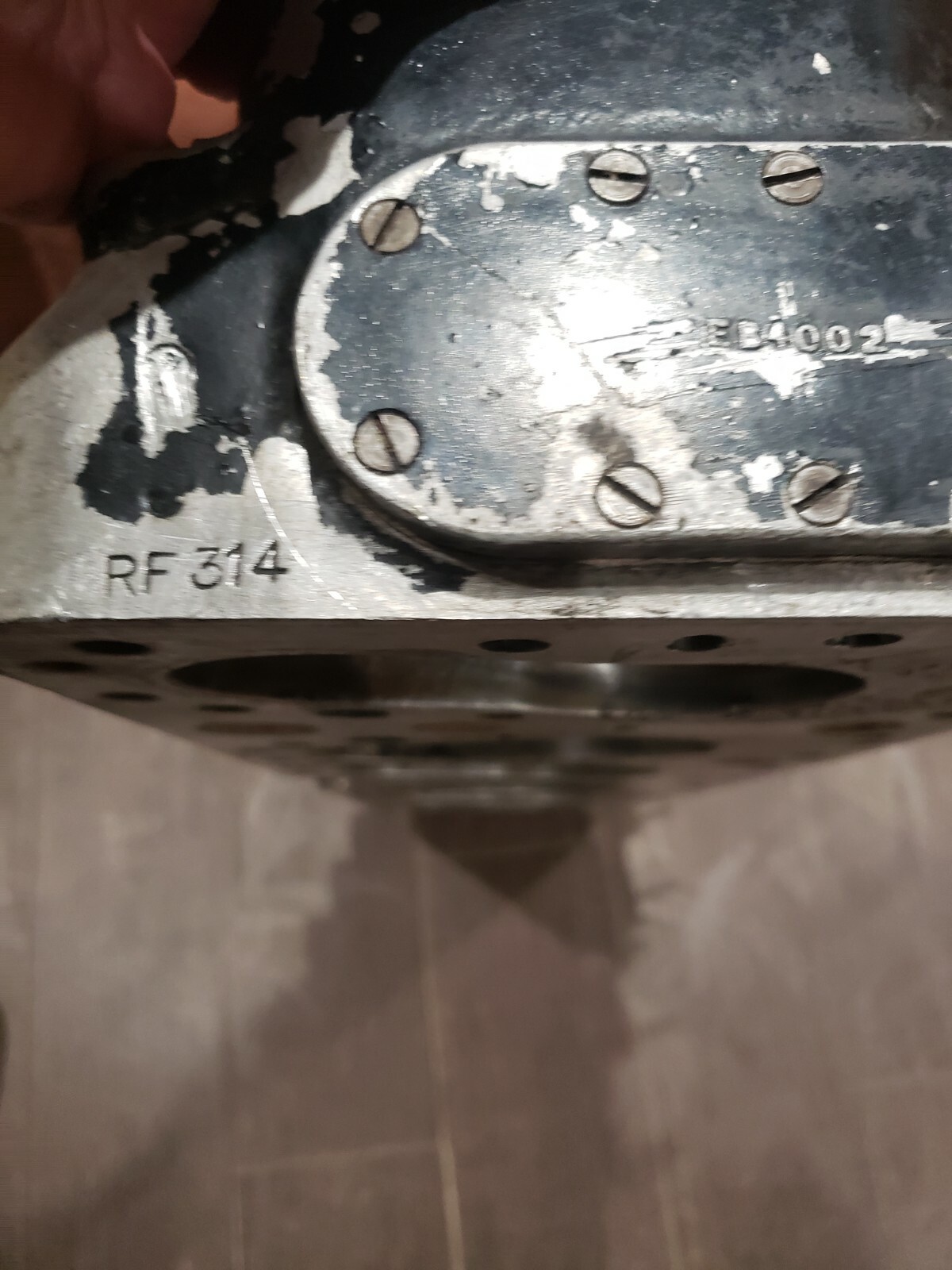 ROLLS ROYCE CYLINDER HEAD