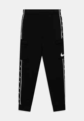 nike cargo joggers junior