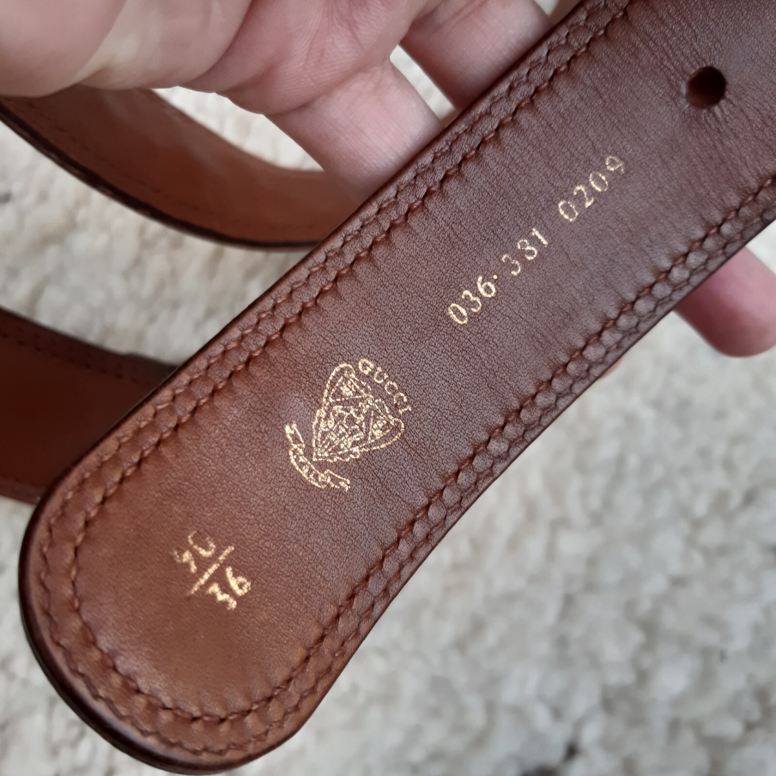 Men's Vintage Gucci Brown Leather Belt with Brass Buckle size 90/36