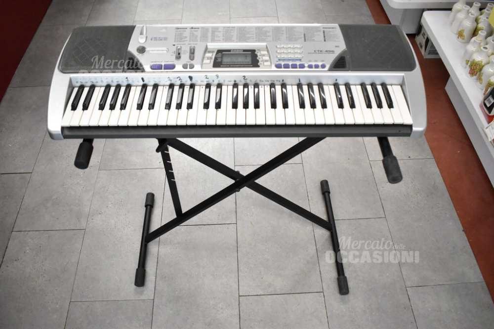 Tastiera Casio Modello CTK-496 Con Piedistallo