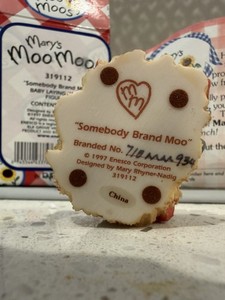 Enesco Mary’s Moo Moos “Somebody Brand Moo” Cow Figurine w/ Box