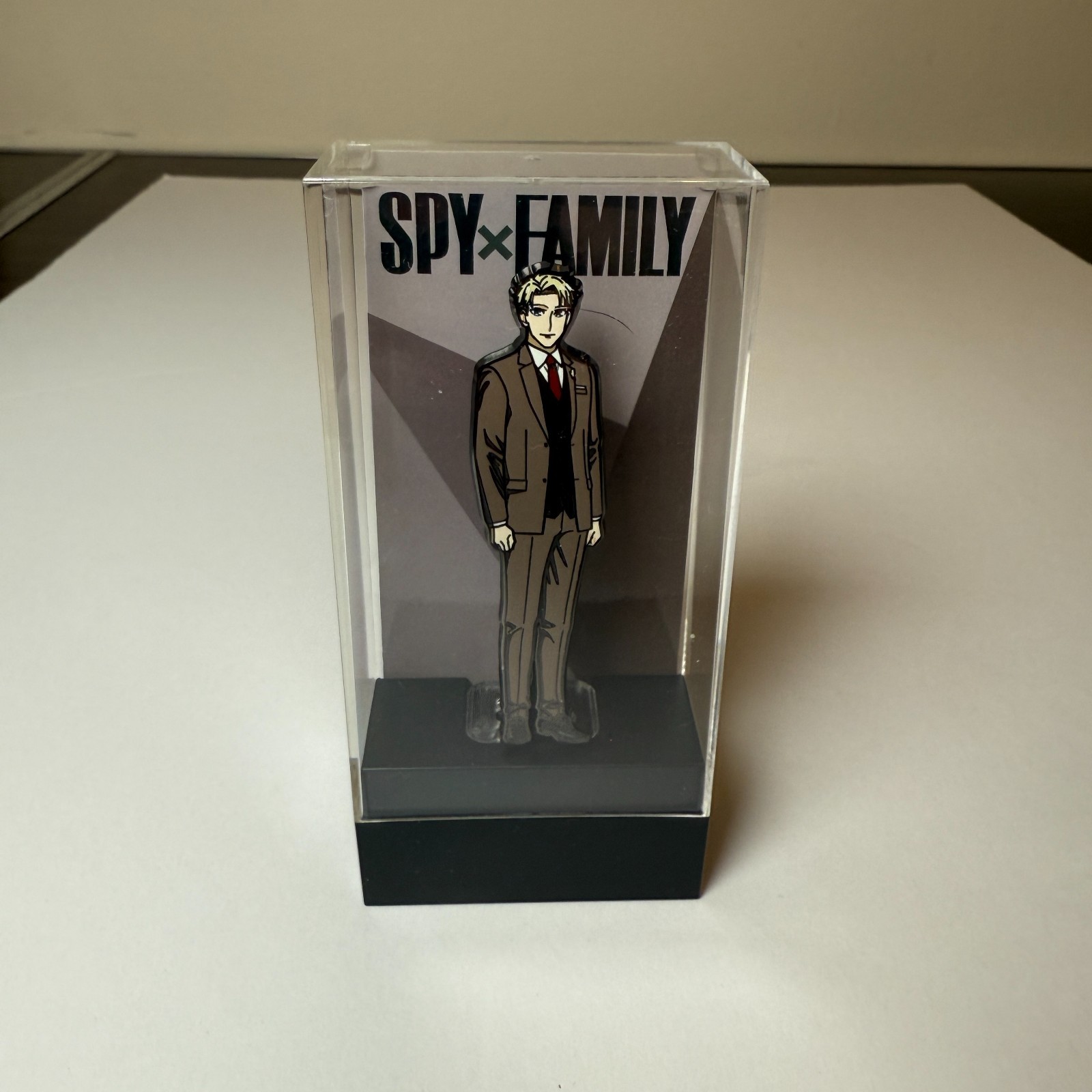 FiGPiN Spy X Family Loid Forger Crunchyroll Exclusive New Pin Anime RARE