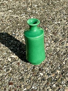 19th c. (or later) Daoguang Green Monochrome Glazed Ceramic Snuff Bottle China