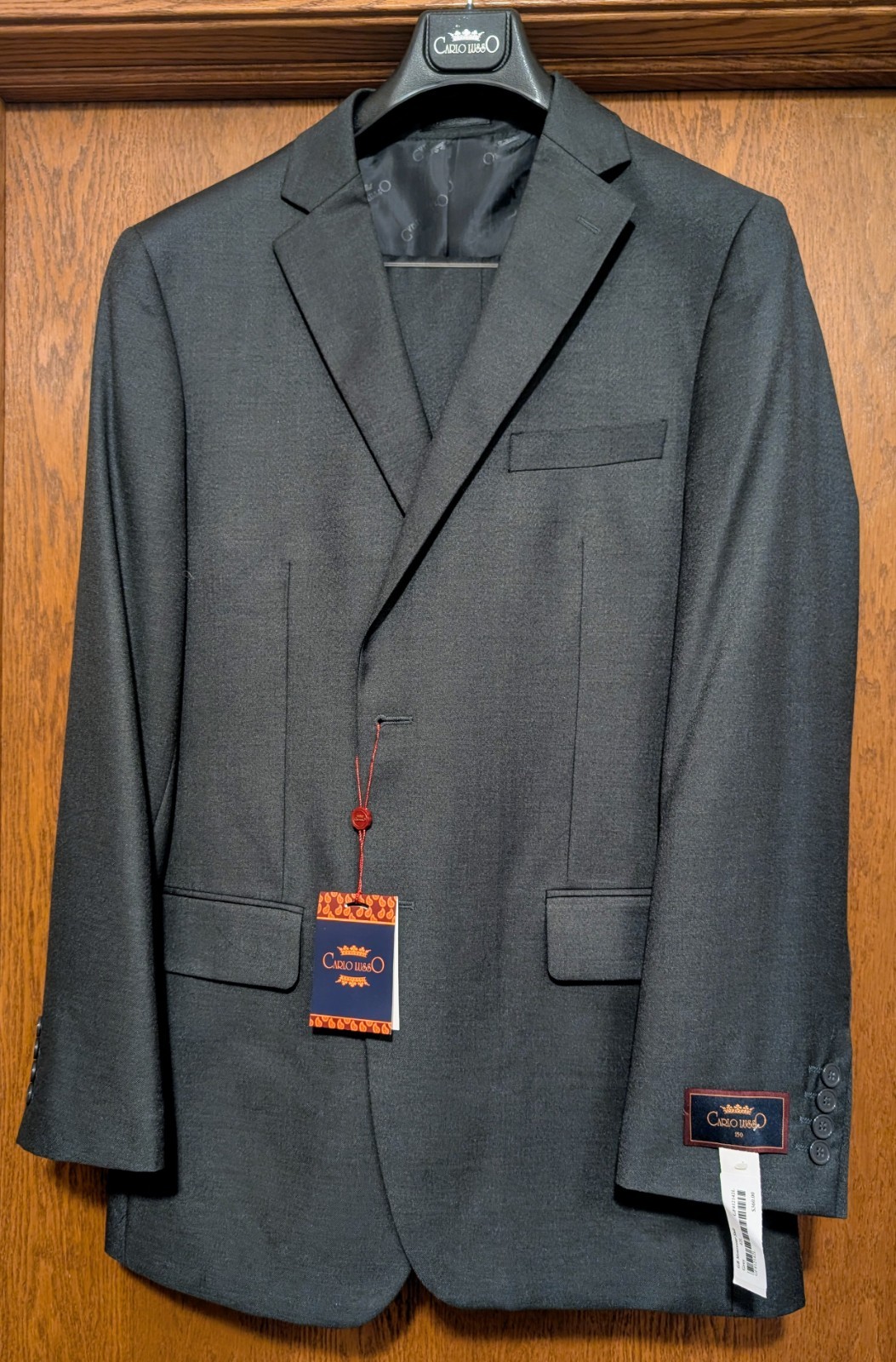 Carlo Lusso Men's 2 Piece Grey Suit. New With Tags. 42 x 36.
