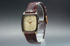 Vintage 1983 Near Mint SEIKO Dolce 5931-5341 Gold dial Quartz Men's Watch JPN