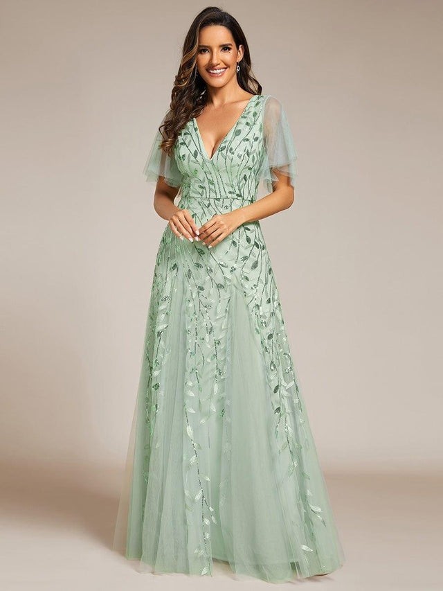green emerald velvet dress Lujen Embellished Sequin Maxi Dress main image 0