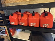 Tanica per benzina bidone carburante gasolio omologata 20 Litri + 2 beccucci