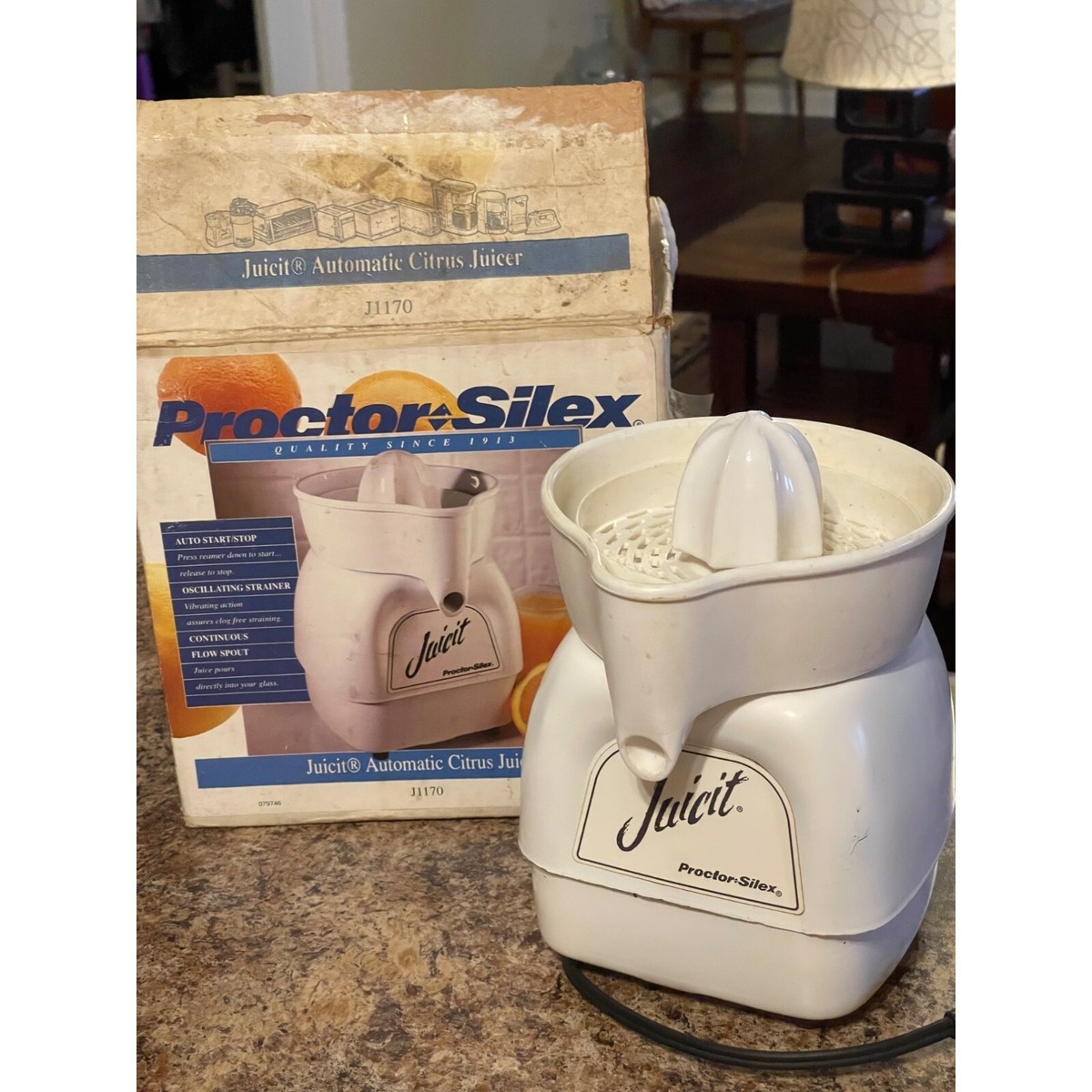 Vtg Proctor Silex Juicit Automatic Ceramic Reamer J1170 Juicer