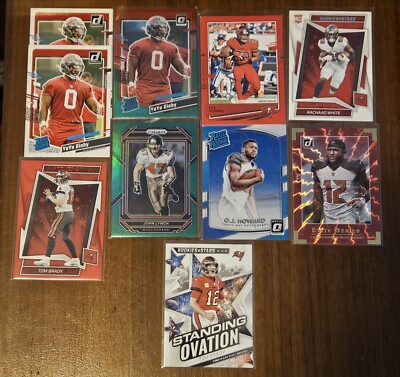 Tampa Bay Buccaneers Trading Card Lot (10) Tom Brady, Godwin