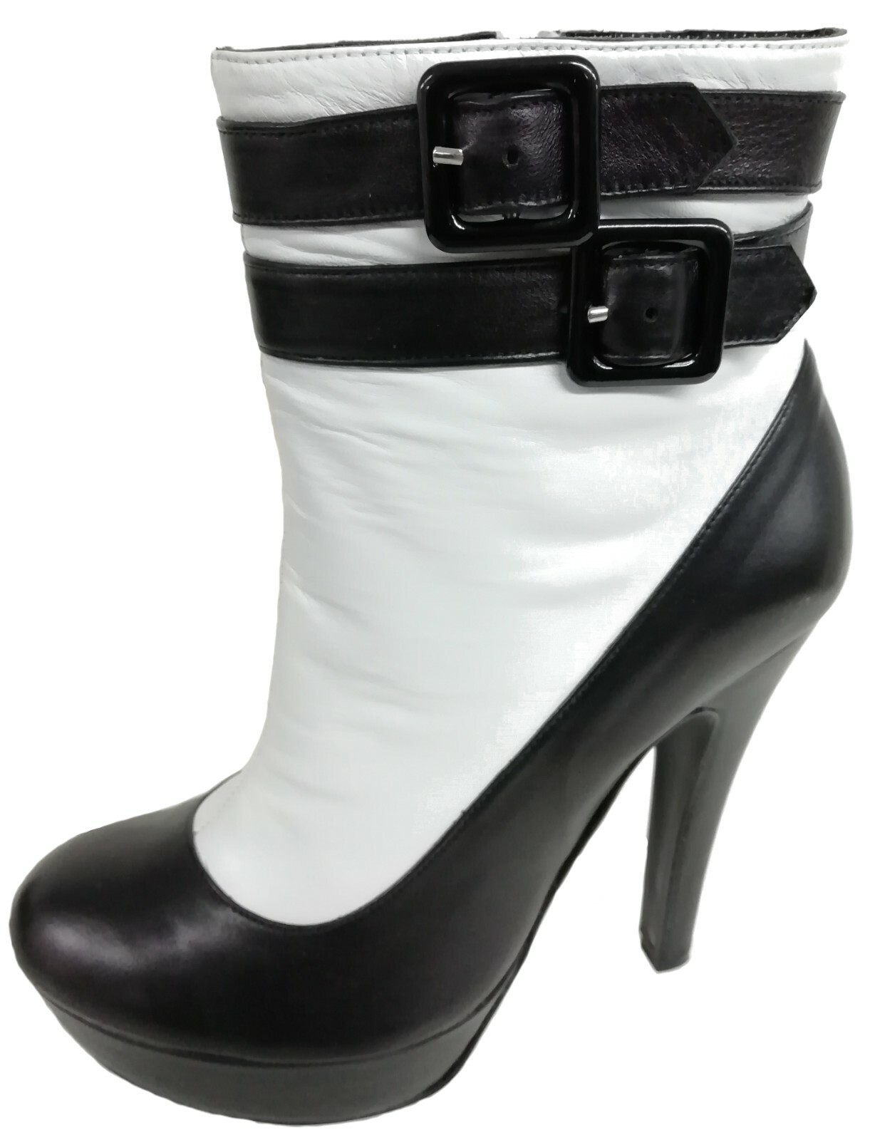 Botines de mujer, tacón y plataforma alta. Marca Cheryl Cole. Hechos en España