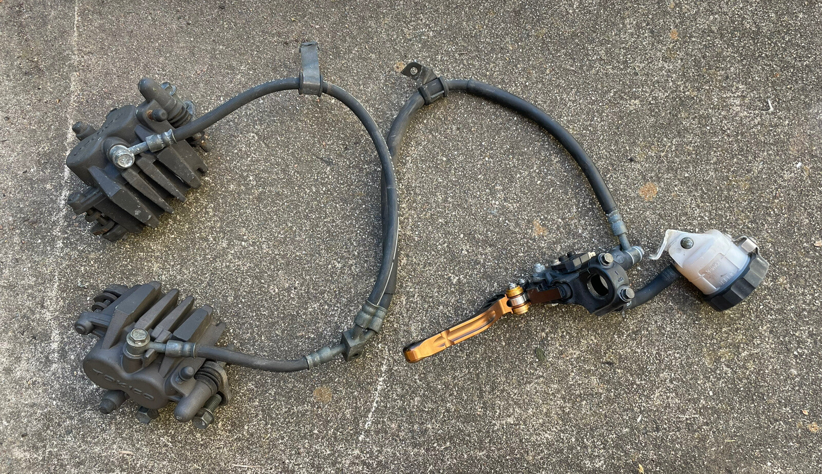 0308 Suzuki SV650 SV650S OEM Front Brake Caliper Left Right Master