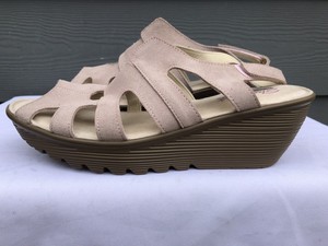 skechers women's closed toe sandals