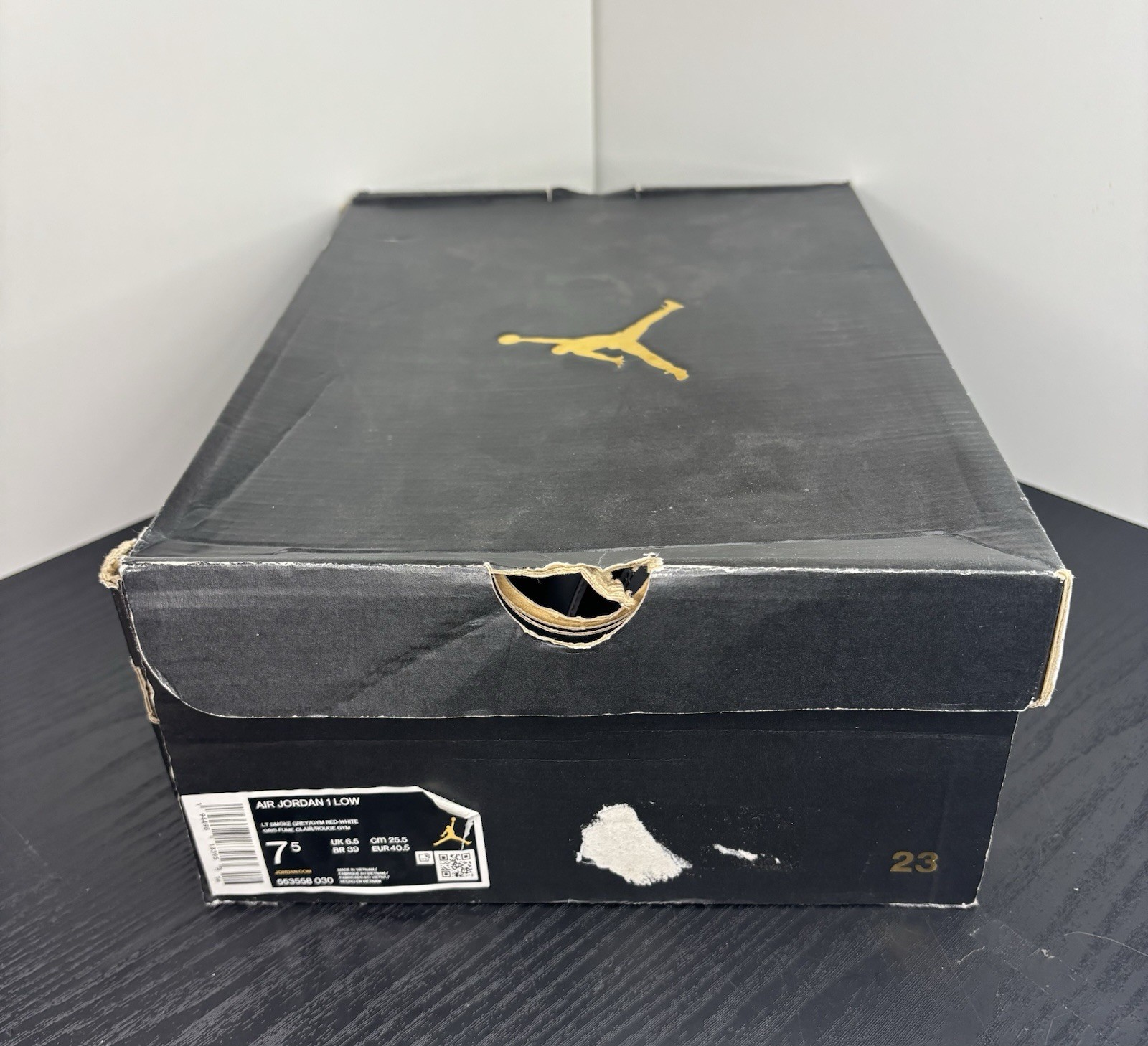 Size 7.5 - Nike Air Jordan 1 Low ‘Light Smoke Grey’ Sneakers (NEW) thumbnail 6