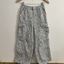 Levi’s High Rise Baggy Cargo Pants Floral Print Youth Girls 10 Wide Leg Boho