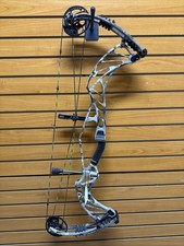 Item 3461 - Hoyt Archery Compound Bow - Pro Defiant 34 - LH - #70