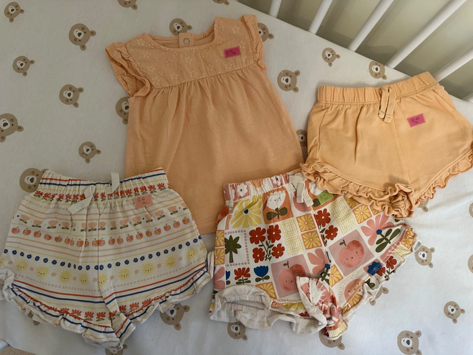 Bundle baby girl shorts x3 & matching top/T-shirt age 3-6 months clothing