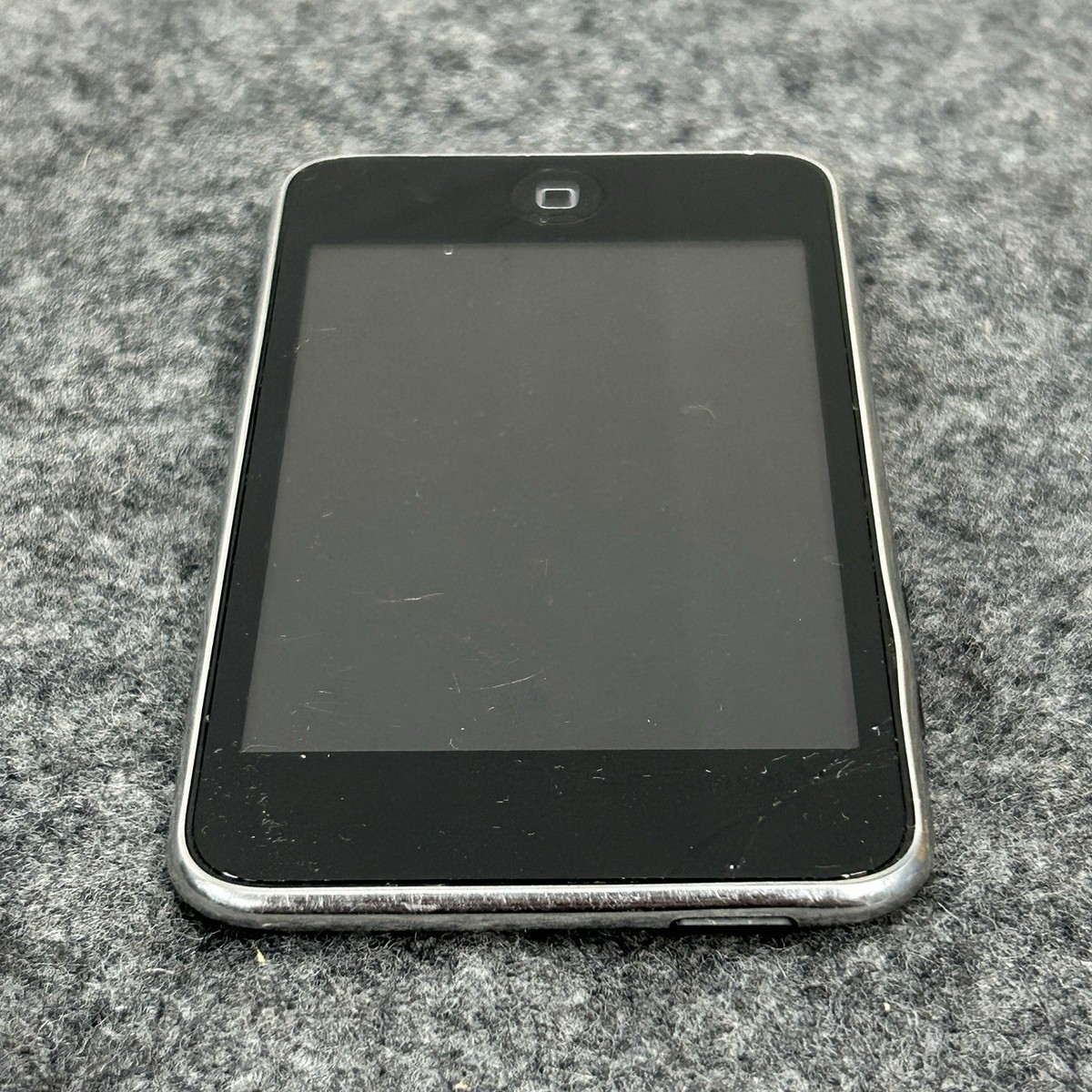 Apple iPod Touch 2nd Generation 16GB Silver - PB531LL | eBay