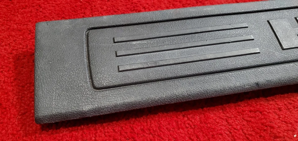 06-10 HUMMER H3 PUERTA TRASERA PUERTA INFERIOR RASGUÑO DESLIZAMIENTO UMBRAL PLACA MOLDURA OEM Foto 2 de 4