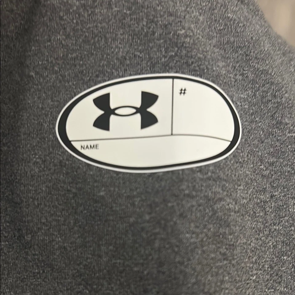 Under Armour Men's HeatGear Compression Sleeveless T-Shirt MED - Image 3 of 4