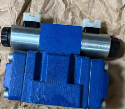 1PCS 4WEH10Y4X/6EG24N9ETK4 R900925803 REXR0TH VALVE new via FedEx or DHL