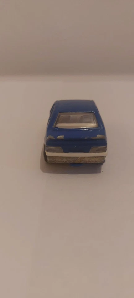 Majorette Peugeot 405 MI 16 Bleu n°218 1/62 - Photo 4/4