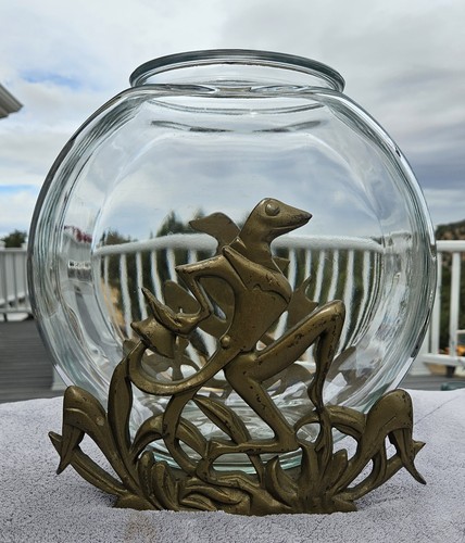 Lovely Top Hat Frog Fishbowl Holder 4x6 bottom plate 2gal Bowl Stand Gold Tone.