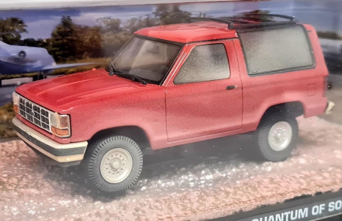 Eon 1/43 - Ford Bronco Quantum of Solace James Bond 007 Diecast Car