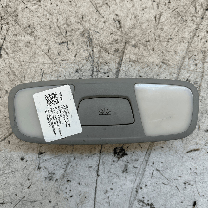 8V09471116PS Luce cortesia post. tetto AUDI A3 (8V) 2.0 TDI (110Kw) Ber