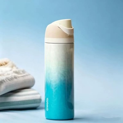Owala 32 oz FreeSip Stainless Steel Water Bottle Birthday Bash Rolling In new