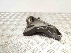 VW PASSAT B7 ALLTRACK 365 Getriebehalter 8D0399113AT 2.50 Diesel 2003 32157546