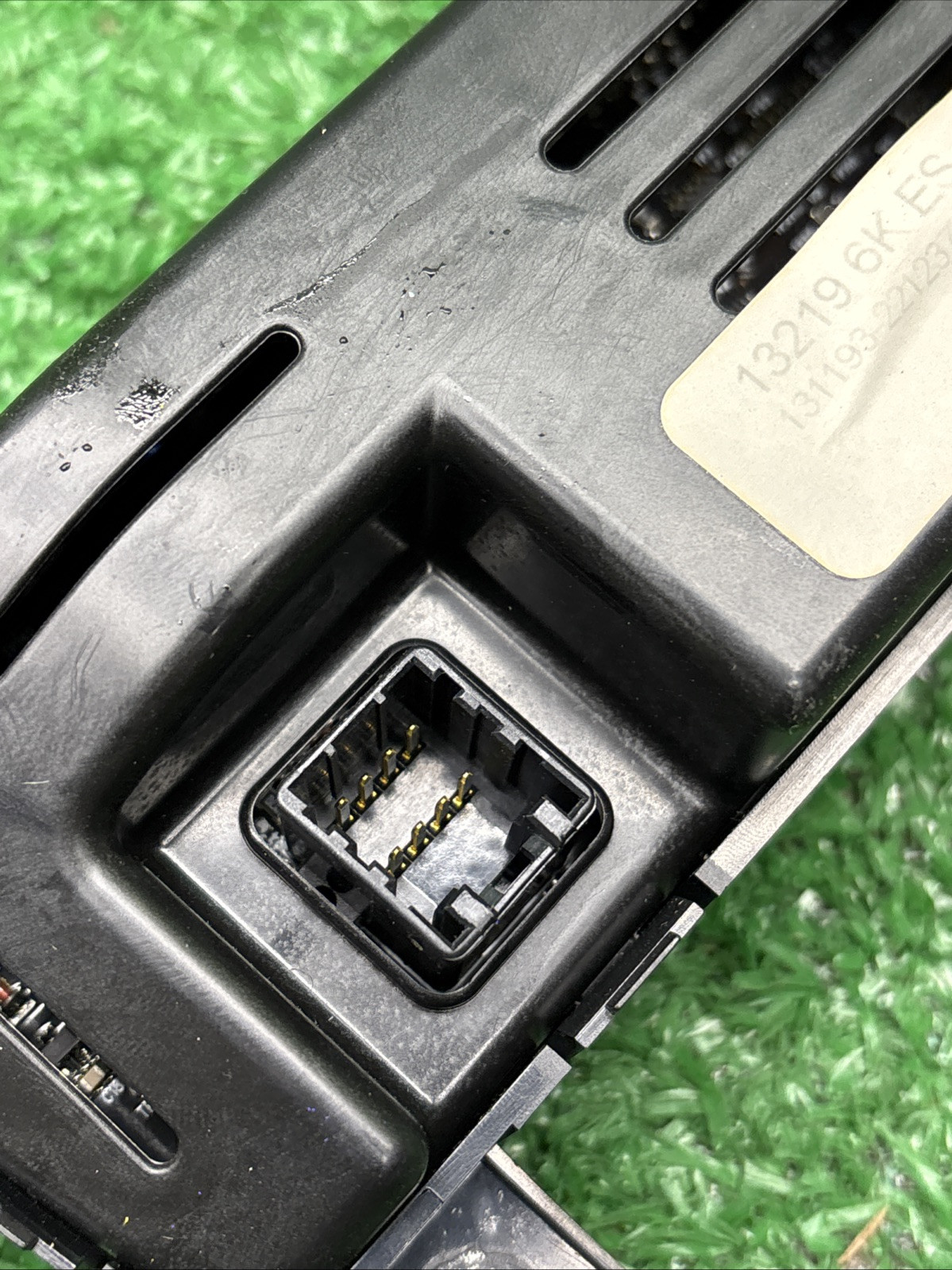 AC CLIMATE SWITCH CONTROL UNIT 119K 08-19 MASERATI QUATTROPORTE Broken Brackets