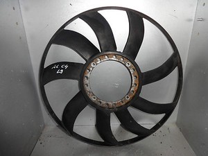 Audi A6 C4 2,5 TDI Lüfter Lüfterrad Kühlerlüfter 4A0121301