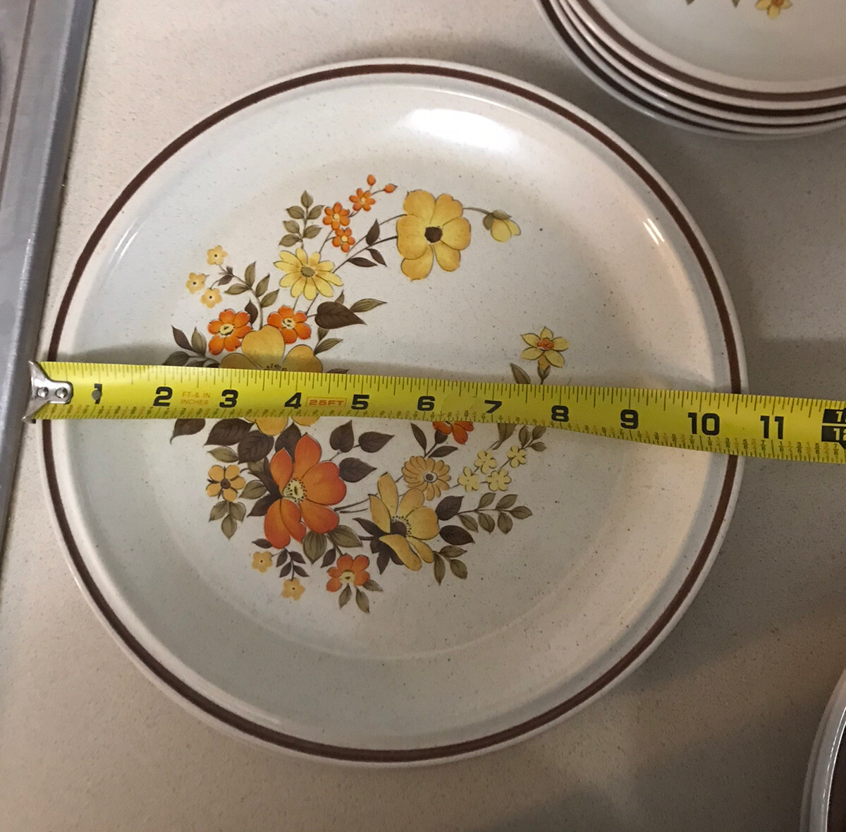 7 pc Set Casual Elegance Hearthside Stoneware Japan 1970s Dinner Dessert Plates eBay