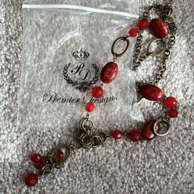 NWOT Premier Designs Brushed gold and reds statement necklace