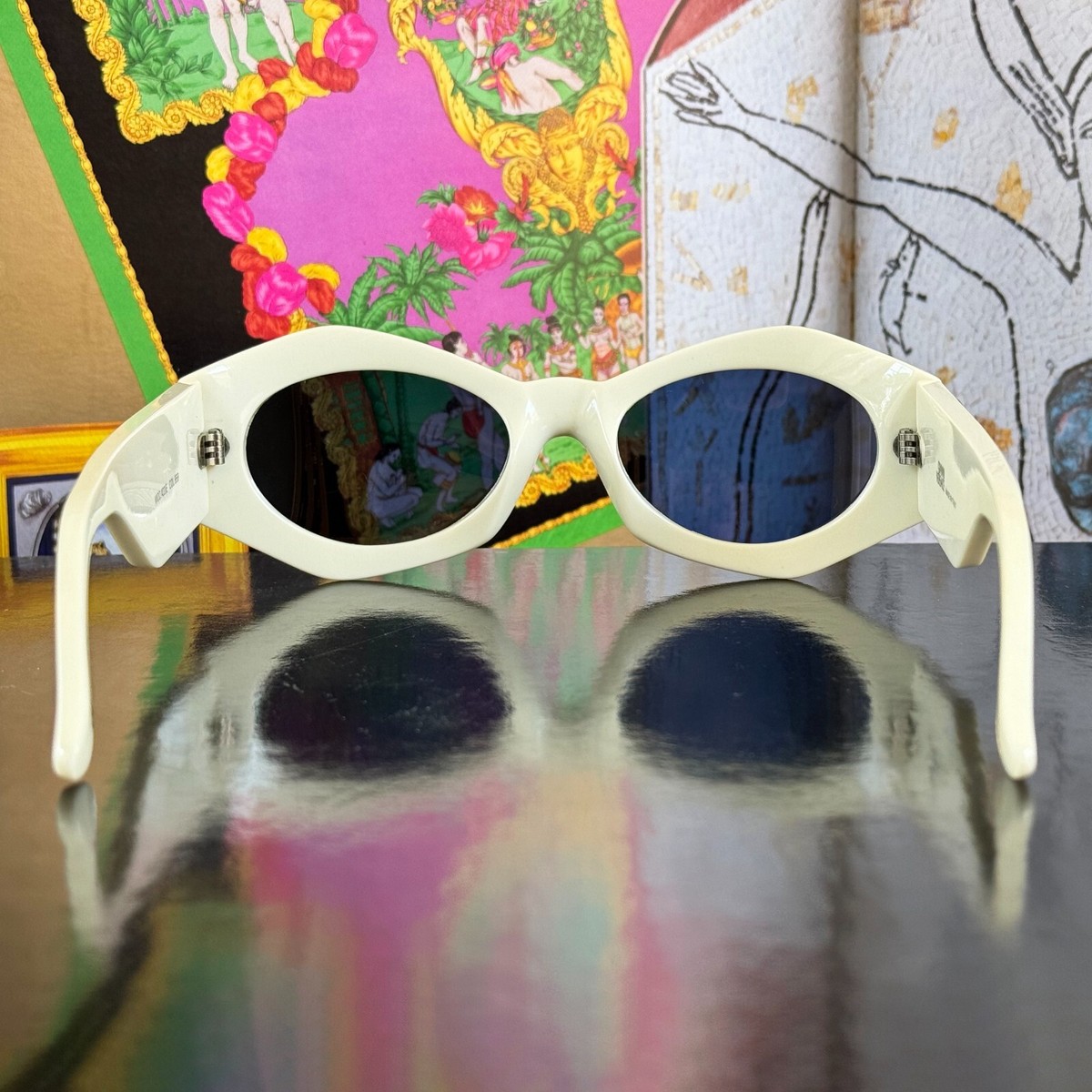 GIANNI VERSACE 1990s sunglasses 422/E Col 85B white | eBay display picture 3