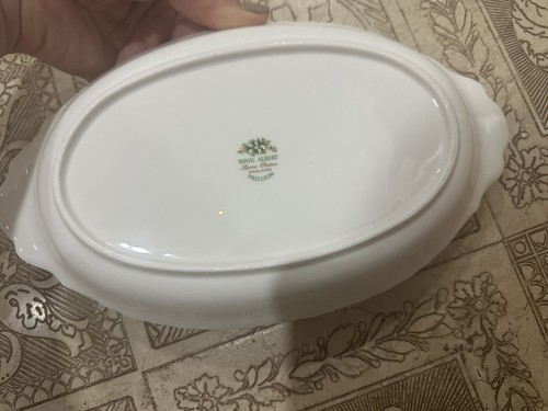 Royal Albert Trillium Sandwich Plate / Tray - Picture 7 of 8