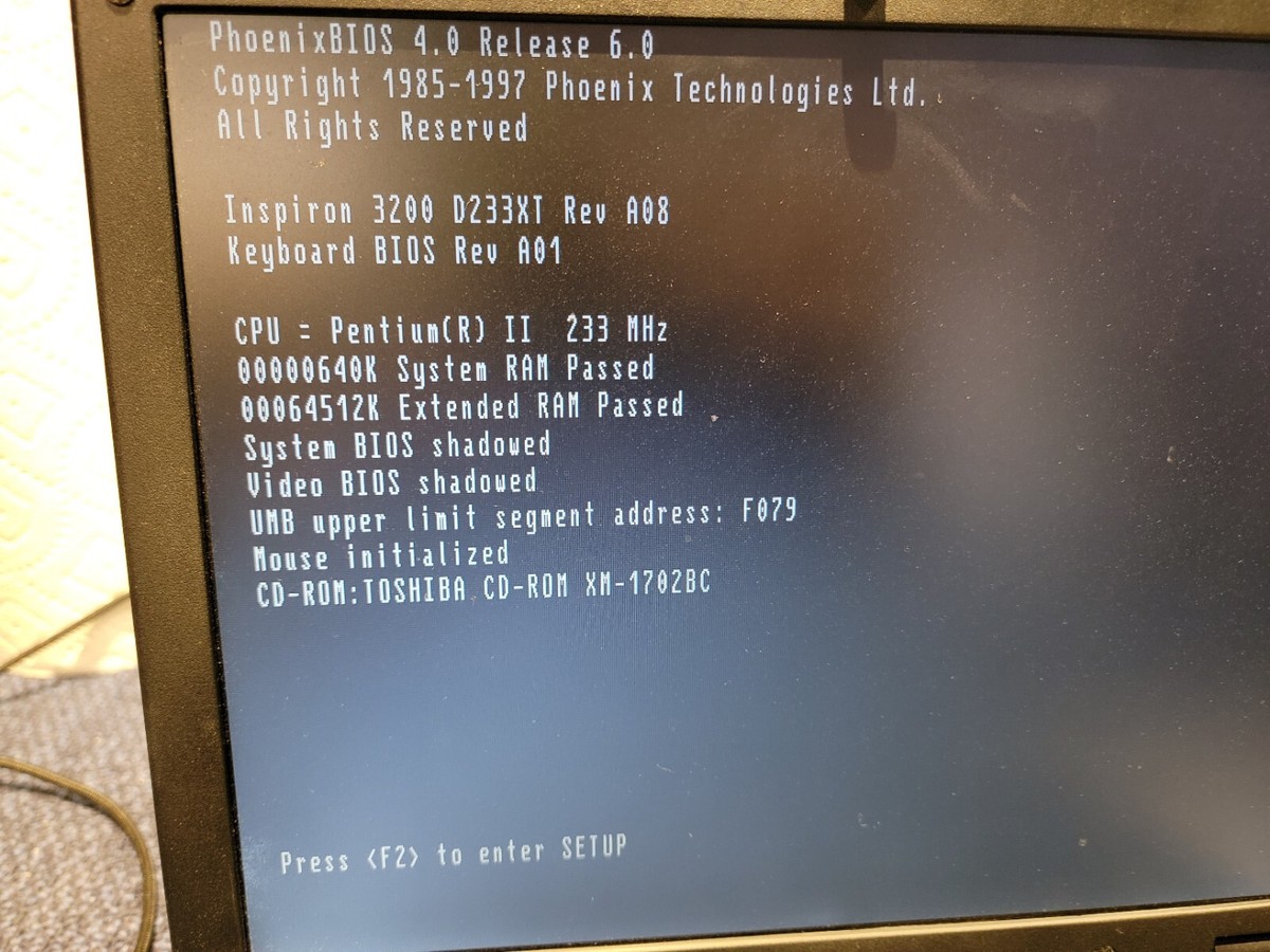 Dell Inspiron 3200 D233XT Pentium II Retro Vintage Computer - As