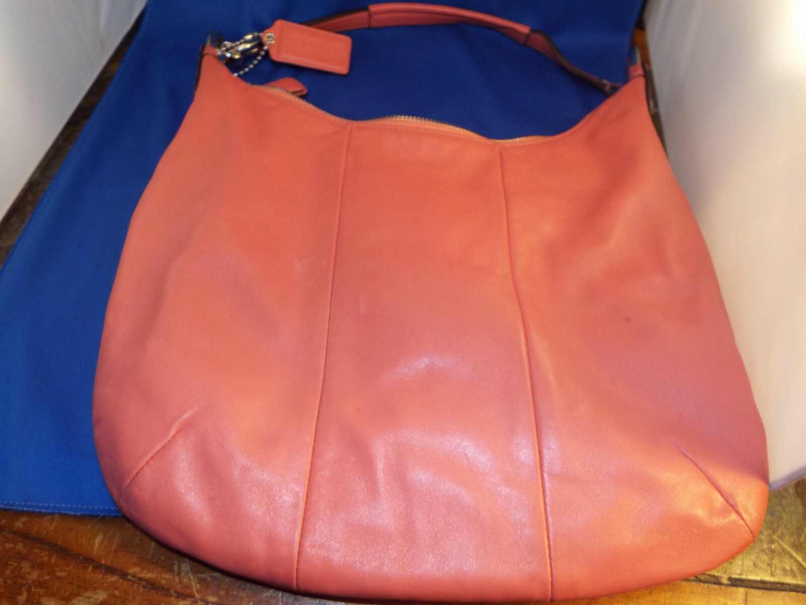 Coach Kristin Leather Hobo Champagne Shoulder Bag B 1375 F22306 EBay coach-kristin-leather-hobo-champagne-shoulder-bag-b-1375-f22306-ebay